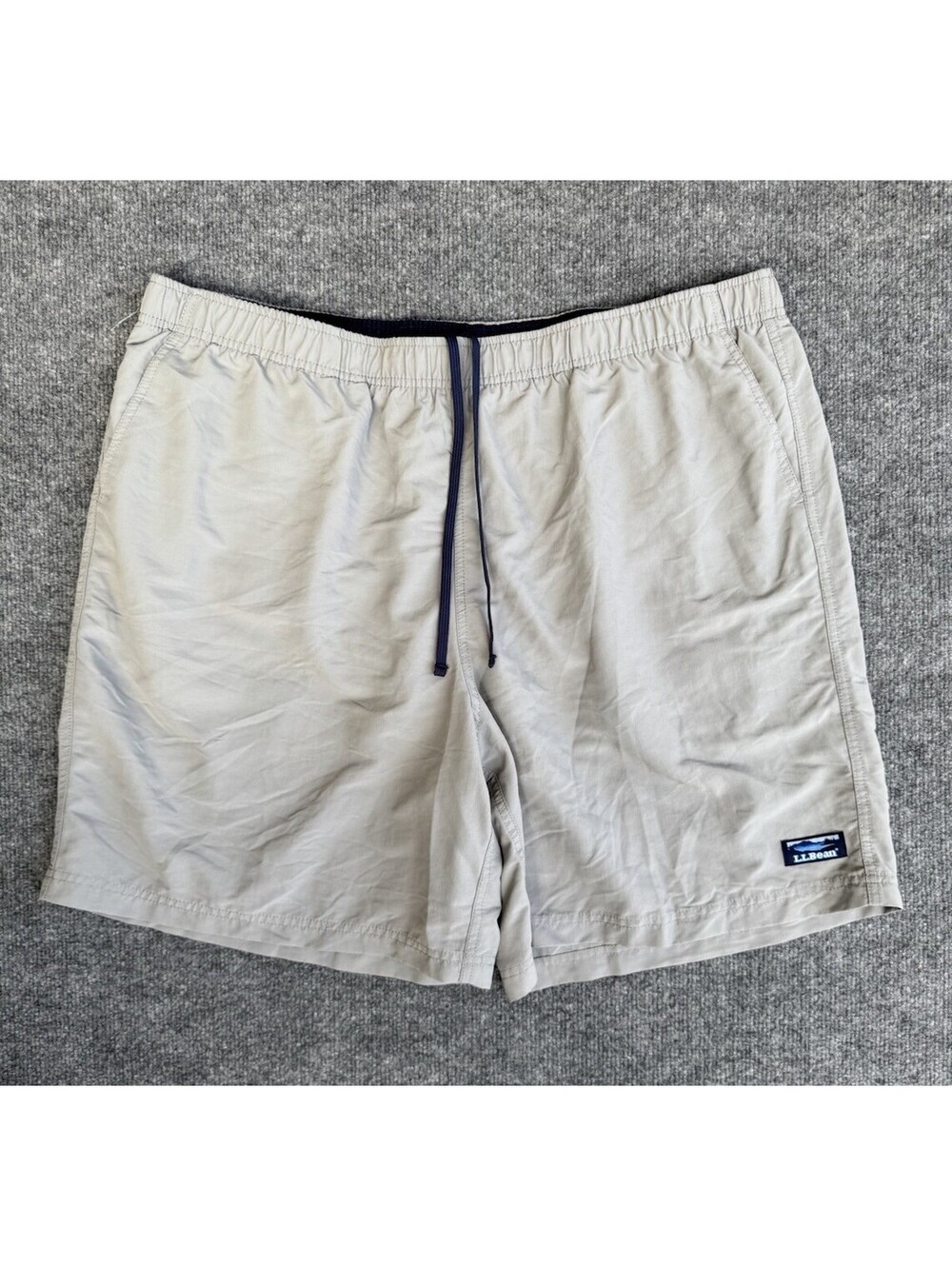 L.L. Bean Shorts Men's XXL Supplex Sport Tan Trunks Lined.